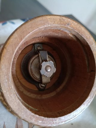 Macinino Tre Spade vintage legno metallo