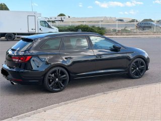 CUPRA Leon 2016 en perfecto estado. Libro de revis