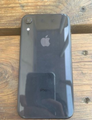 iPhone XR Apple