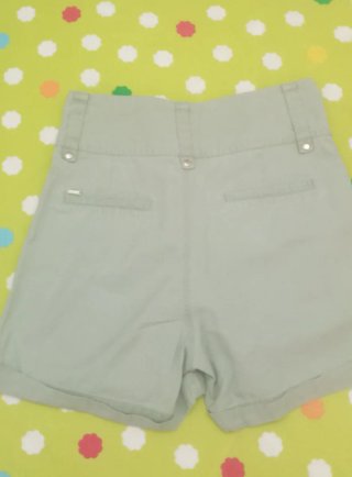 Pantalón corto Salsa verde