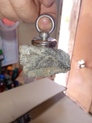 Pirite minerale grezzo