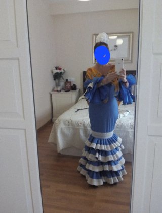 Traje Flamenca Azul con Encaje Bolillos