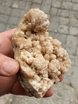 Calcite minerale grezzo