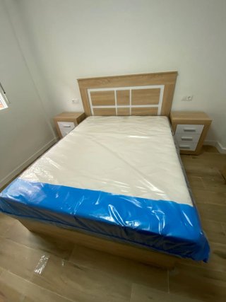 Dormitorio de matrimonio con armario