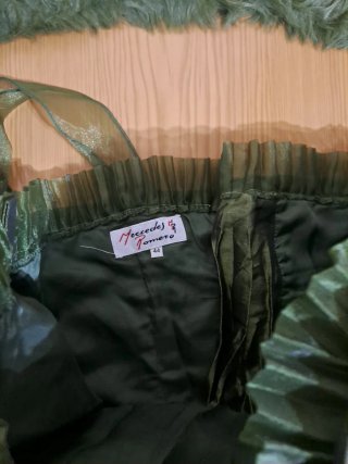 Vestido Mercedes Romero verde con lentejuelas