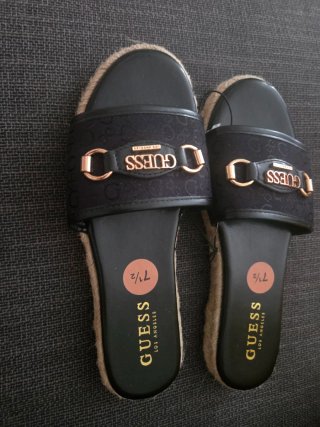 Sandalias Guess Mujer Talla 37.5 talla americana