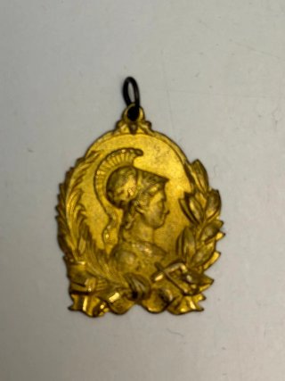 Lote de 7 medallas doradas