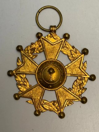 Lote de 7 medallas doradas