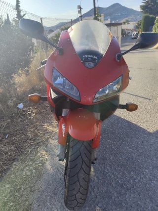 Honda CBR 600rr Roja Deportiva