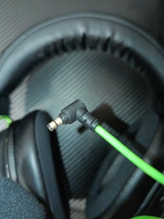 Cascos Razer Negros con Micrófono