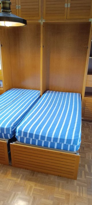 Módulos madera dormitorio infantil