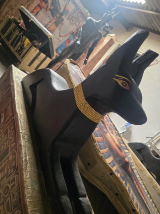 Figura Perro Egipcio Negro Dorado