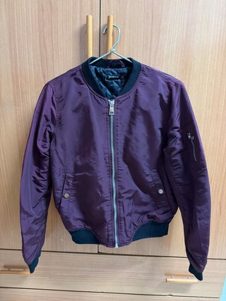 Chaqueta Bomber Stradivarius Morado