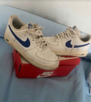 Zapatillas Nike Air Force 1 Blancas y Azules