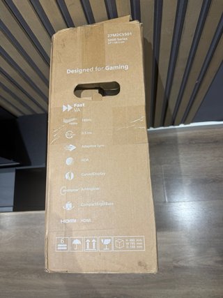 Philips 27” EVNIA Gaming 180hz Curbo Ambiglow