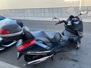 Aprilia Arrecife 500cc A2 Maxiscooter