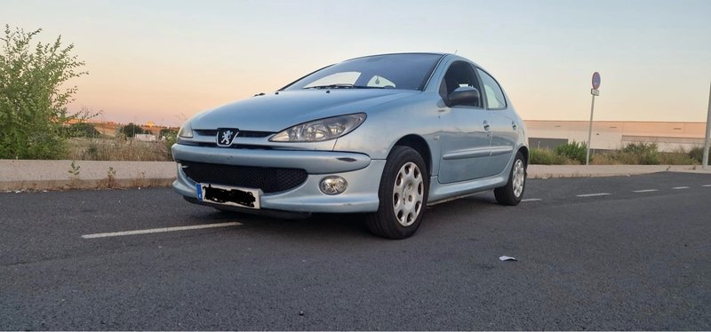Peugeot 206- 2000hdi 90cv - foto 1