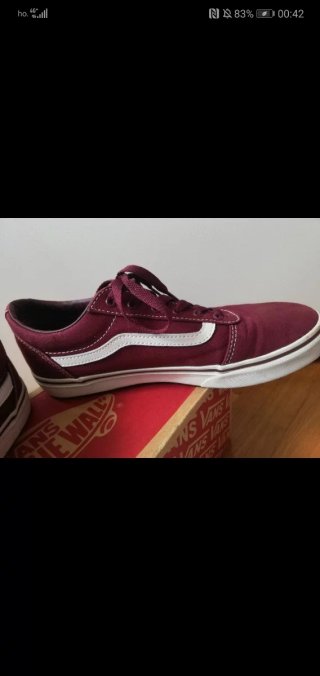 Vans donna