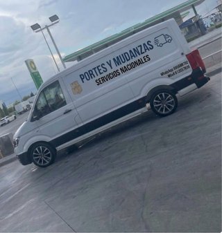 Portes y mudanzas