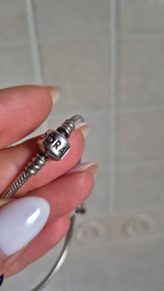 Bracciale Pandora con charm blu