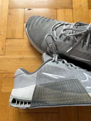Nike Metcon 9 Talla 44.5 Gris Claro