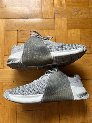 Nike Metcon 9 Talla 44.5 Gris Claro
