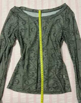Top transparente manga larga estampado