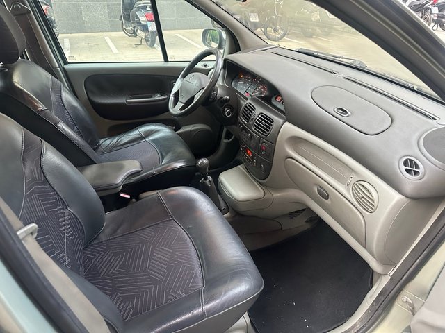 Renault Scenic 2003