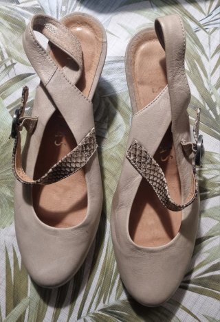 Zapatos Hispanitas Beige Talla 38