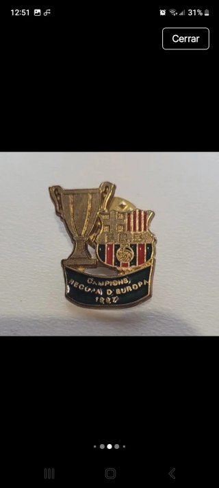 Lote de 5 pines de fútbol Futbol Club Barcelona.