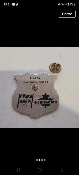 Lote de 5 pines de fútbol Futbol Club Barcelona.