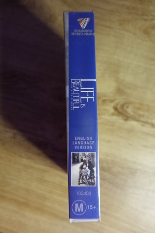 La Vida es Bella VHS Inglés Roberto Benigni