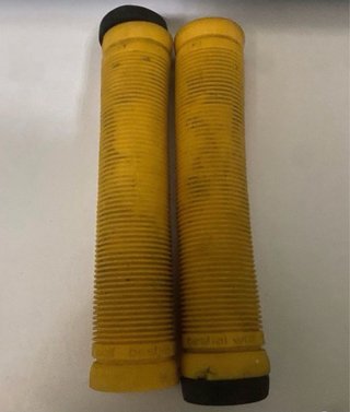 Puños de Bicicleta Amarillos