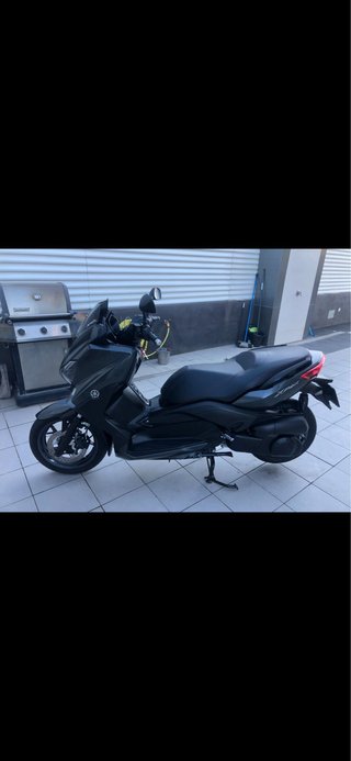 Yamaha XMAX 250 R Scooter Negro