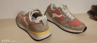 Zapatillas deportivas mujer grises y rosas