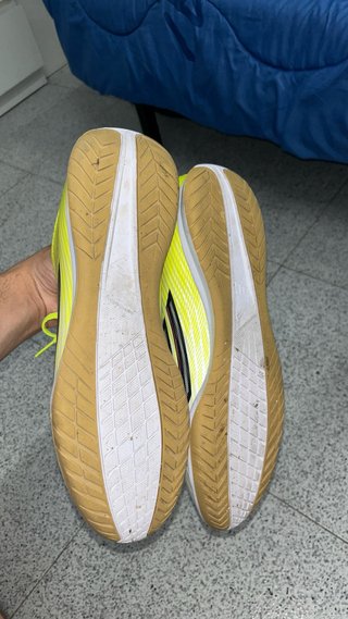 Bambas Futsal Adidas Blancas y Amarillas