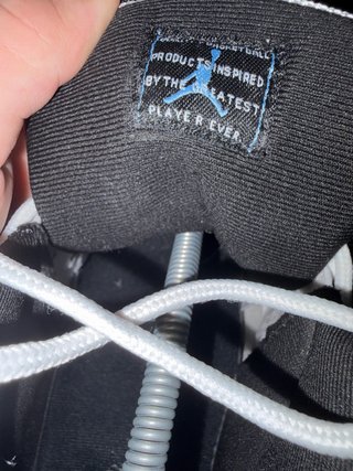 JORDAN 11 RETRO WHITE/BLUE