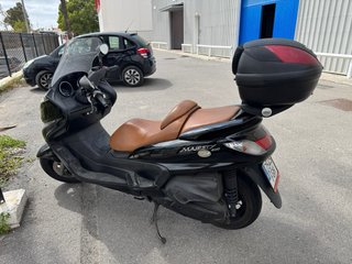 Yamaha Majesty 400 - Maxi Scooter Automática