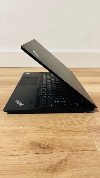 Lenovo Thinkpad E590 15,6” FHD i5/16RAM/512 GB SSD