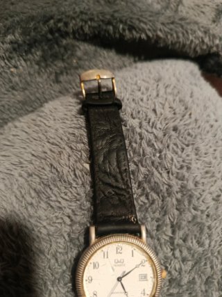 Reloj Q&Q Pulsera Negra y Plata