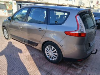 Renault Grand Scenic 2013