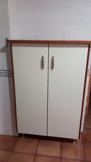Muebles altos y bajos de cocina y encimera