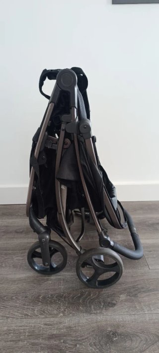 Silla de paseo Babyhome Negra