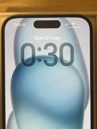 iPhone 15 256GB
