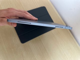 iPad Air 4 64GB Gris + Funda Negra