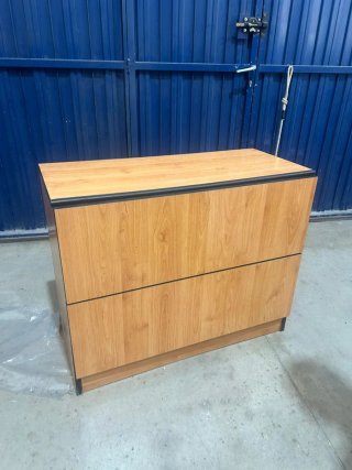 Mueble archivador para carpetas colgantes.