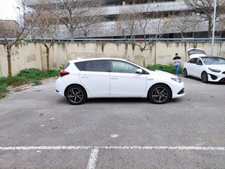Toyota Auris Hybrid Feel Edition