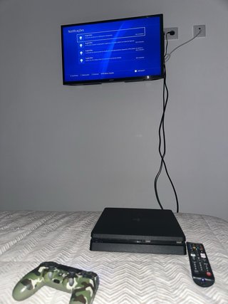Ps4 Slim 500GB + Comando + 3 Jogos