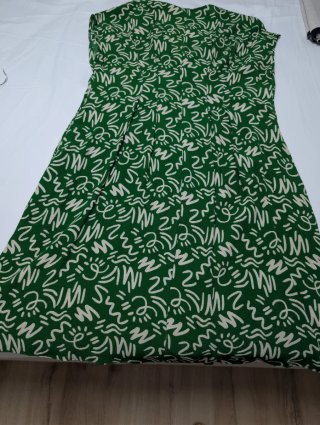 Vestido verde estampado Zara