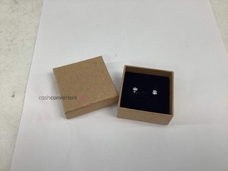 pendientes oro 18k con piedra con diamante